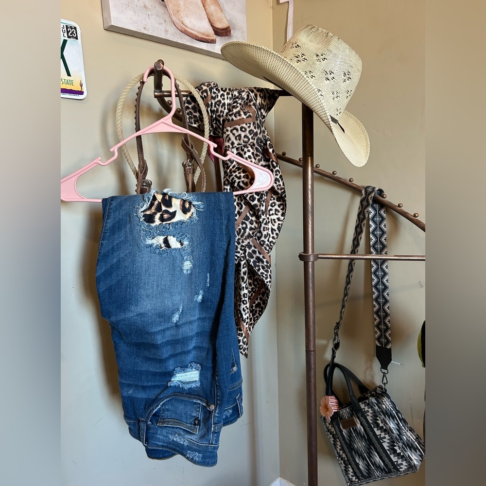 Judy Blue Distressed Blue Jeans with Leopard Accents